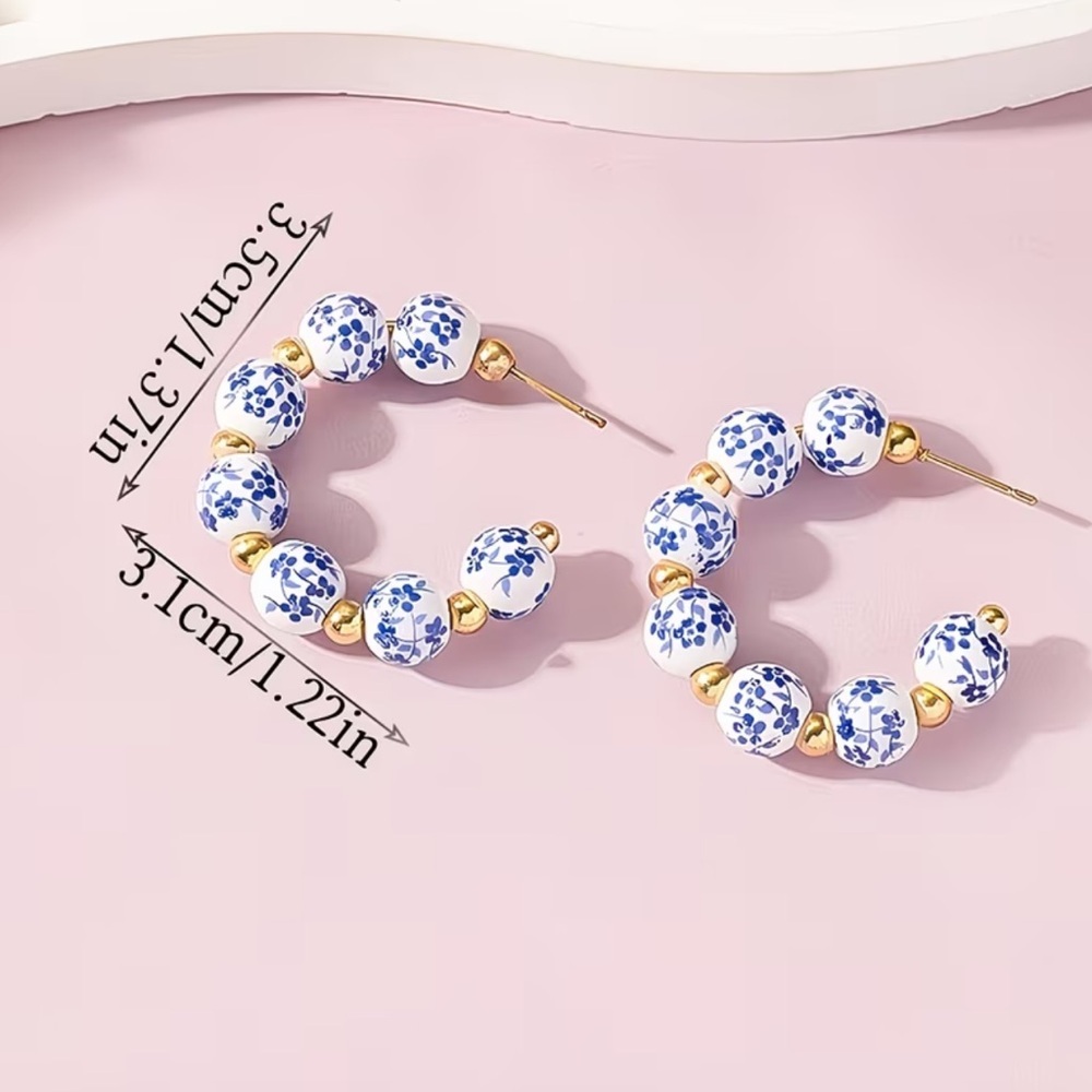NEW Blue and Gold Floral Hoop Earrings. 💙 A0-20 - Picture 5 of 5
